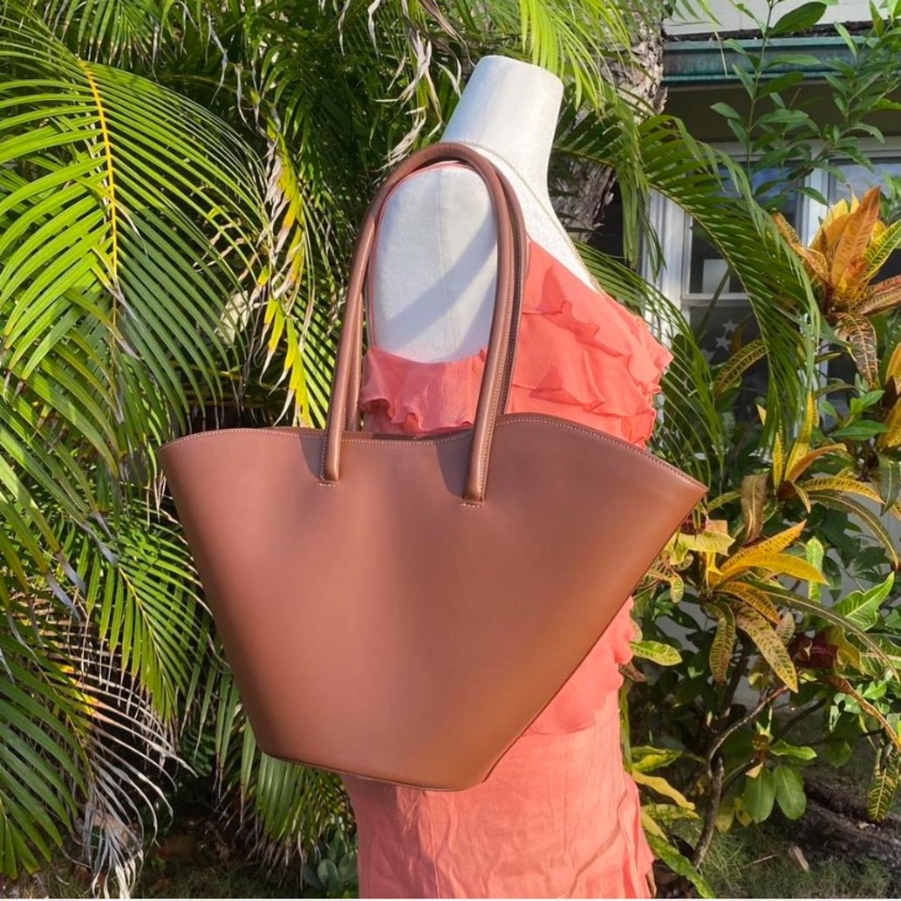 Little Liffner Tall Tulip Bag – Caramel Brown